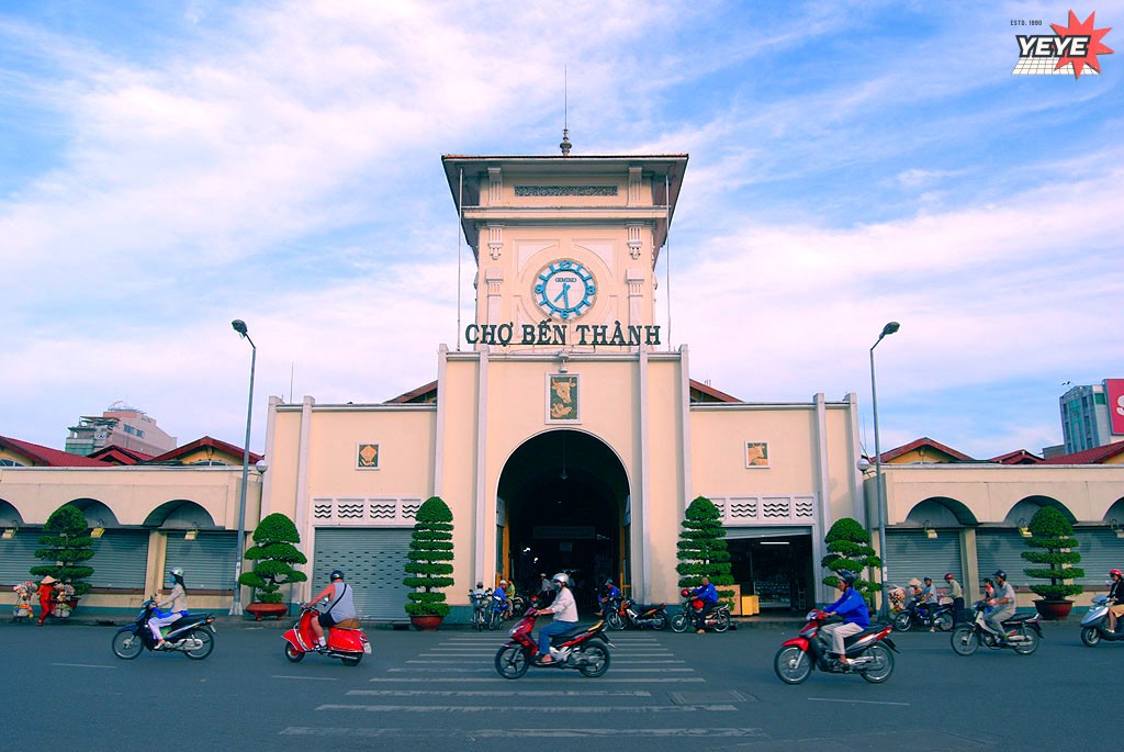 Ben Thanh market 2