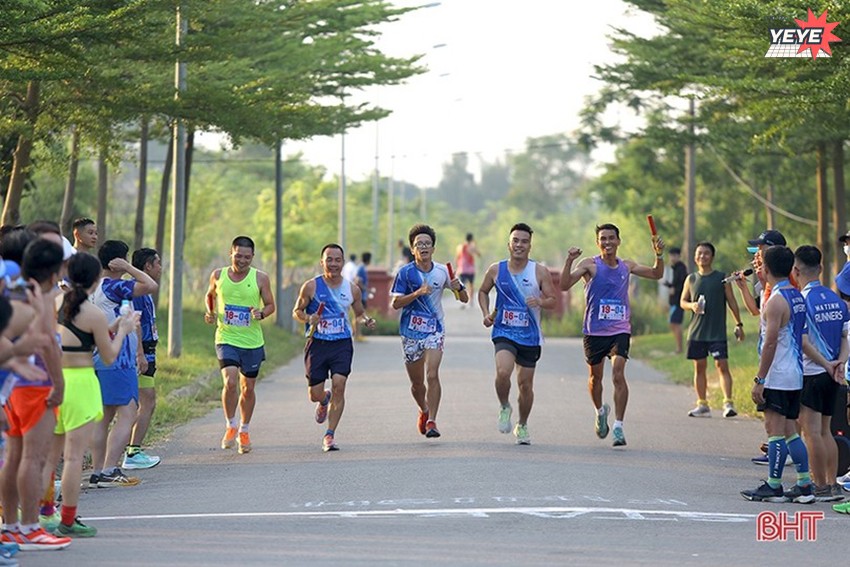 CLB Hà Tĩnh Runners tổ chức giải chạy Marathon Hà Tĩnh lan tỏa (1)