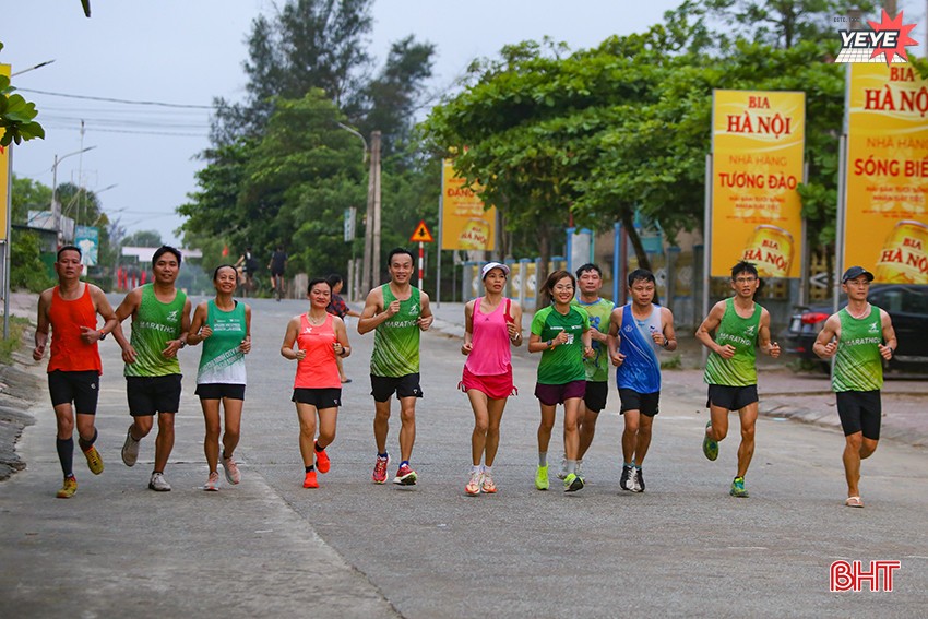 CLB Hà Tĩnh Runners tổ chức giải chạy Marathon Hà Tĩnh lan tỏa (3)