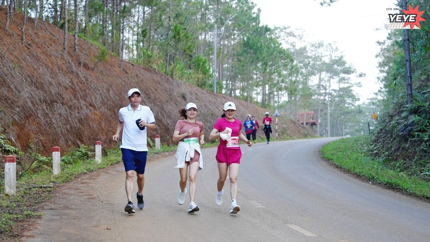 Măng Đen đăng cai tổ chức giải chạy Marathon Kon Tum sôi nổi (1)