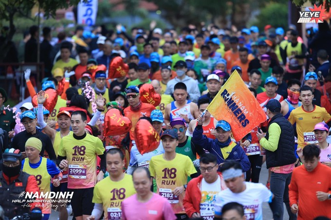 Sự thành công tổ chức giải chạy Marathon Nam Định của VĐV (2)